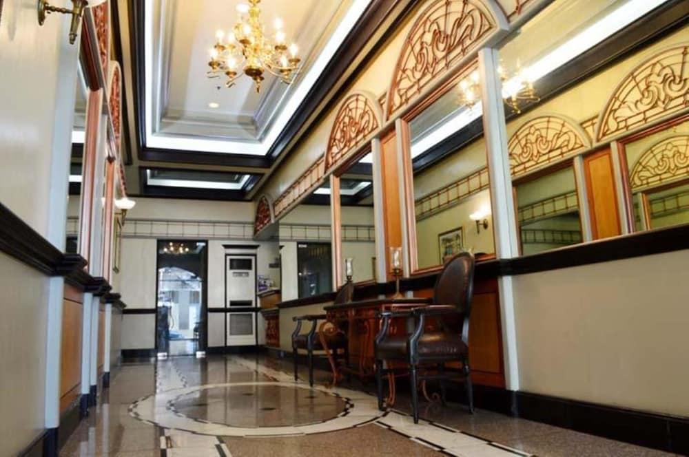 Bsa Mansion Condotel Makati City Bagian luar foto